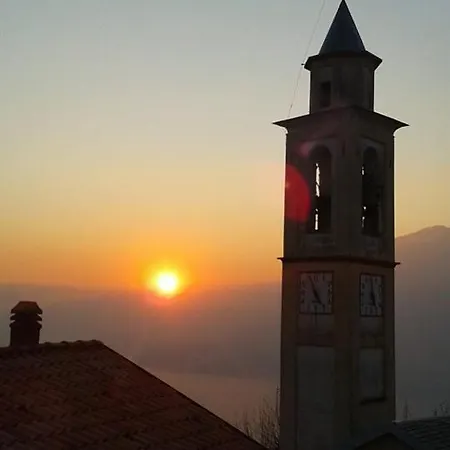 Papillon Couette-café Perledo