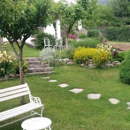 Couette-café Papillon 3*