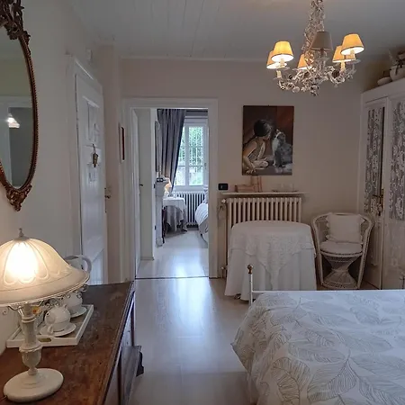 Papillon Couette-café Perledo