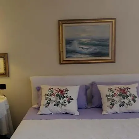 Bed & Breakfast Papillon 3*