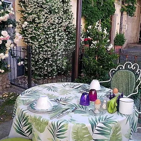 Papillon Bed and breakfast Perledo