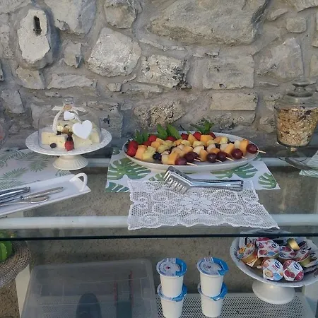 Papillon Panzió Perledo